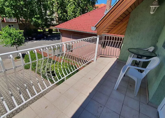 In - Balaton 34971 Siófok